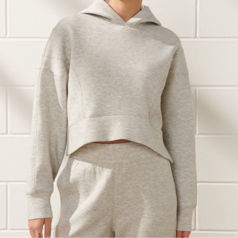 Abercrombie & Fitch YPB Heather Gray Hoodie and Shorts set